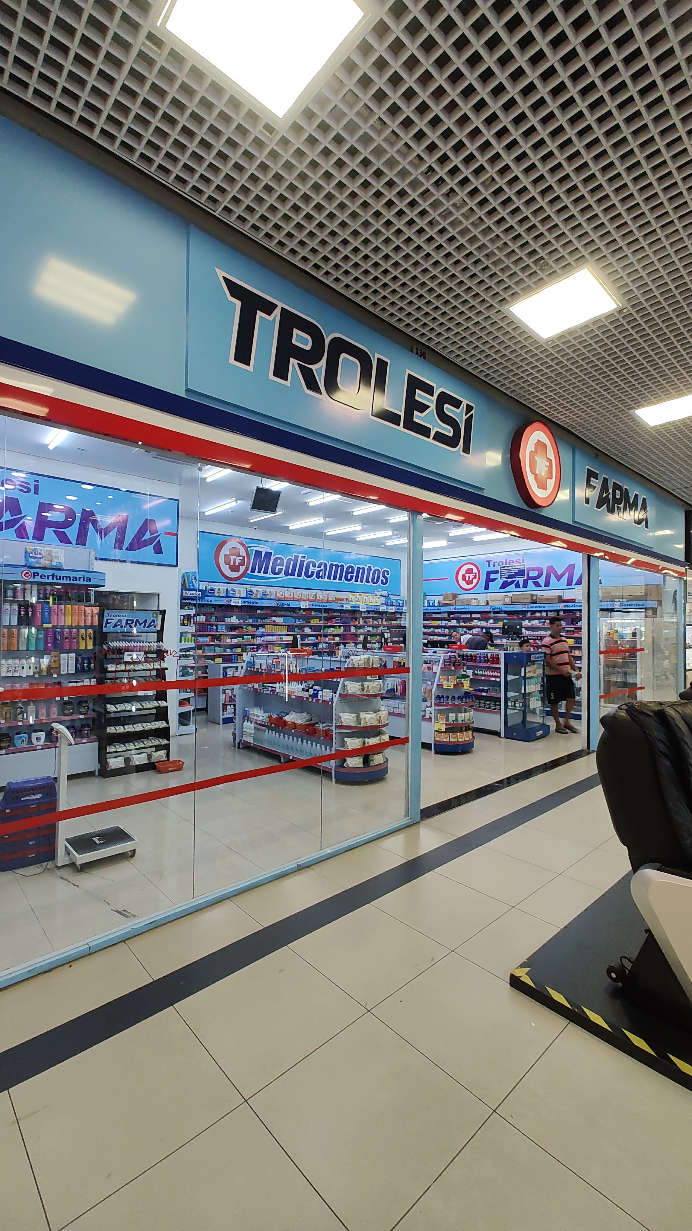 Imagem de background TROLESI FARMA